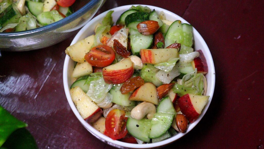 Apple cucumber salad