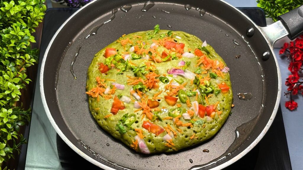 Makhana Uttappam with Chutney 1
