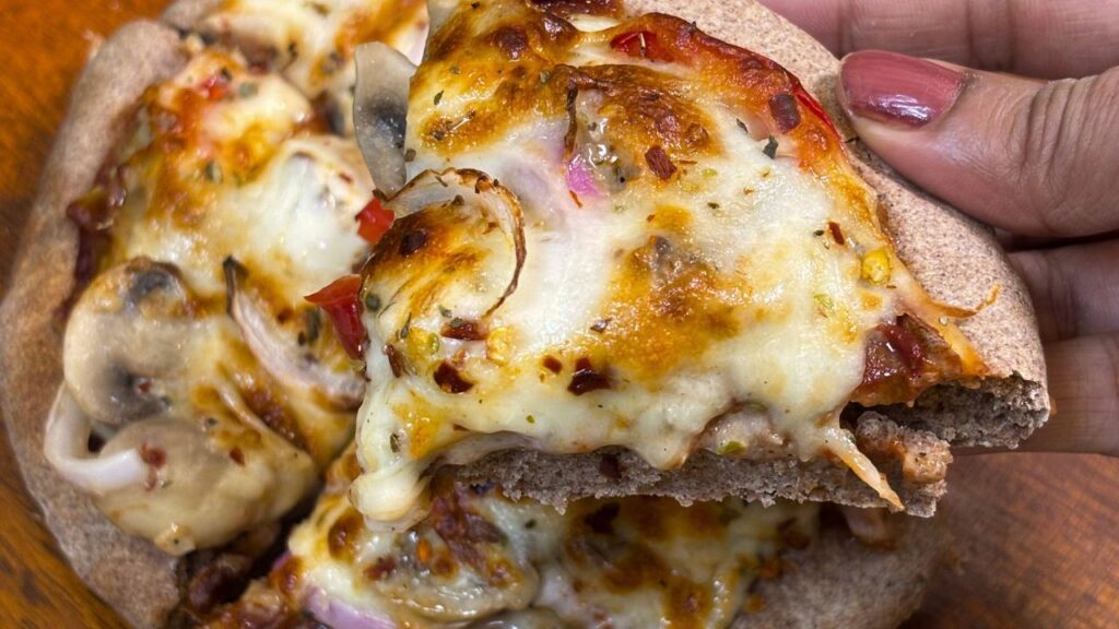 Garlic Mushroom Pizza 1